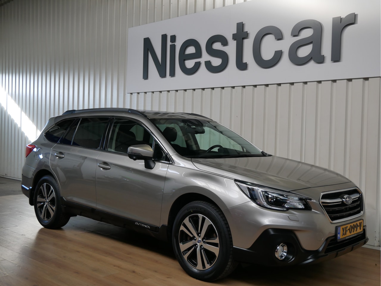 Subaru Outback - 2.5i Premium Eye-Sight / Navigatie / Apple Carplay en android auto - AutoWereld.nl