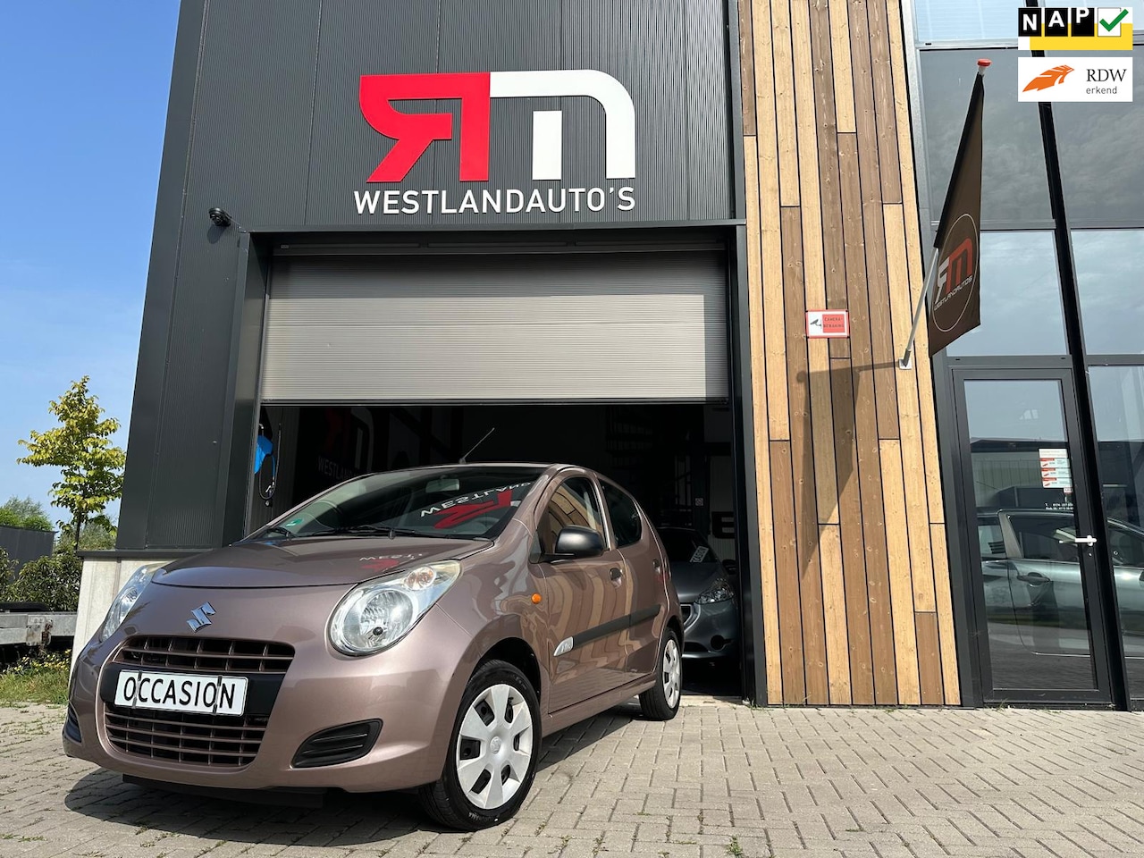 Suzuki Alto - 1.0 Comfort/2 sleutels/NAP/NIEUWE APK /mooie kleur/zuinig/dealer-onderhouden - AutoWereld.nl