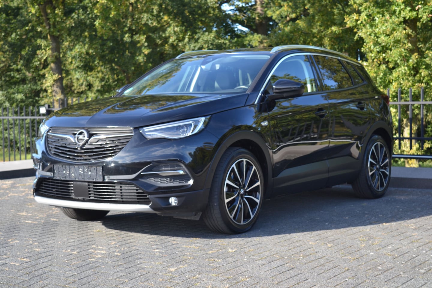 Opel Grandland X - 1.6 Ultimate - AutoWereld.nl