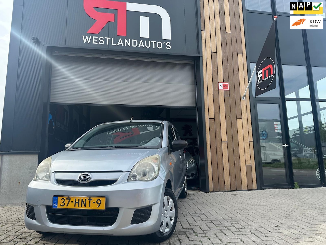 Daihatsu Cuore - 1.0 Trend/ dealer onderhouden/NIEUWE APK/ 2 sleutels/ zeer zuinig/ weinig km / ( PLAATJE ) - AutoWereld.nl