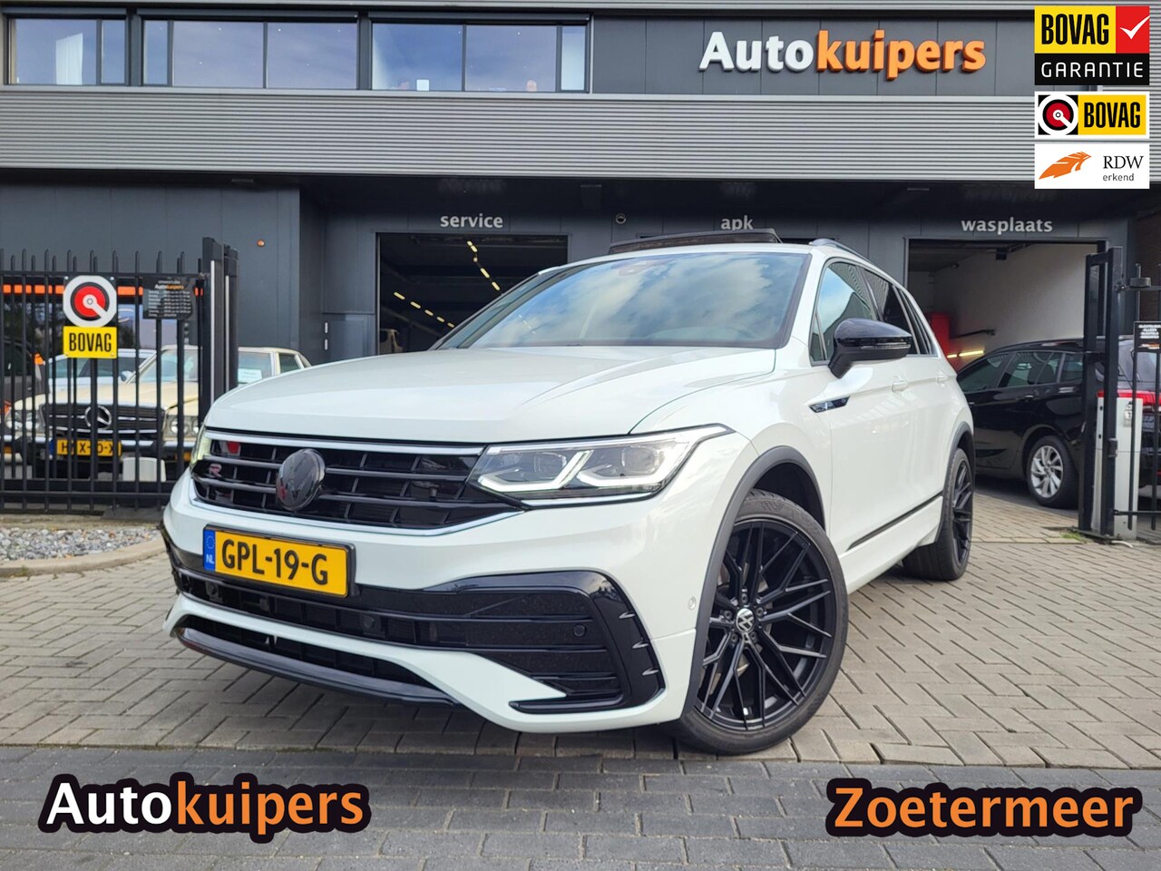 Volkswagen Tiguan - 1.5 TSI R-Line Business+ | Met o.a. lichtmetalen velgen, panoramadak, adaptive cruise cont - AutoWereld.nl