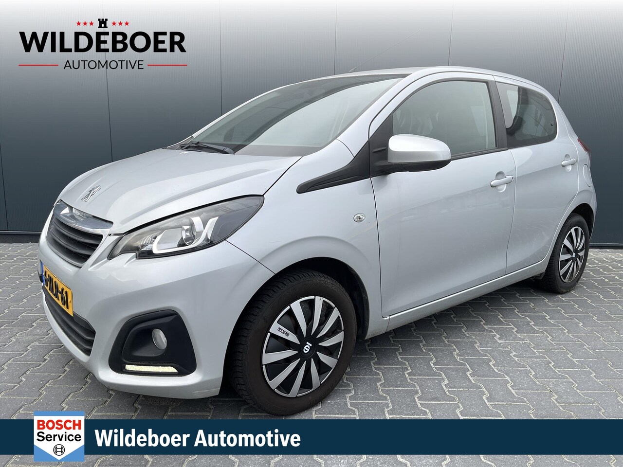 Peugeot 108 - 1.0 12V 68 PK Active 5 DRS + AIRCO + BLUETOOTH + ELEK RAMEN - AutoWereld.nl