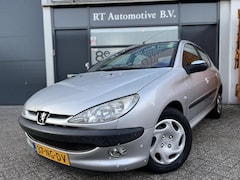 Peugeot 206 - 1.6-16V Automaat Airco / Nieuwe APK