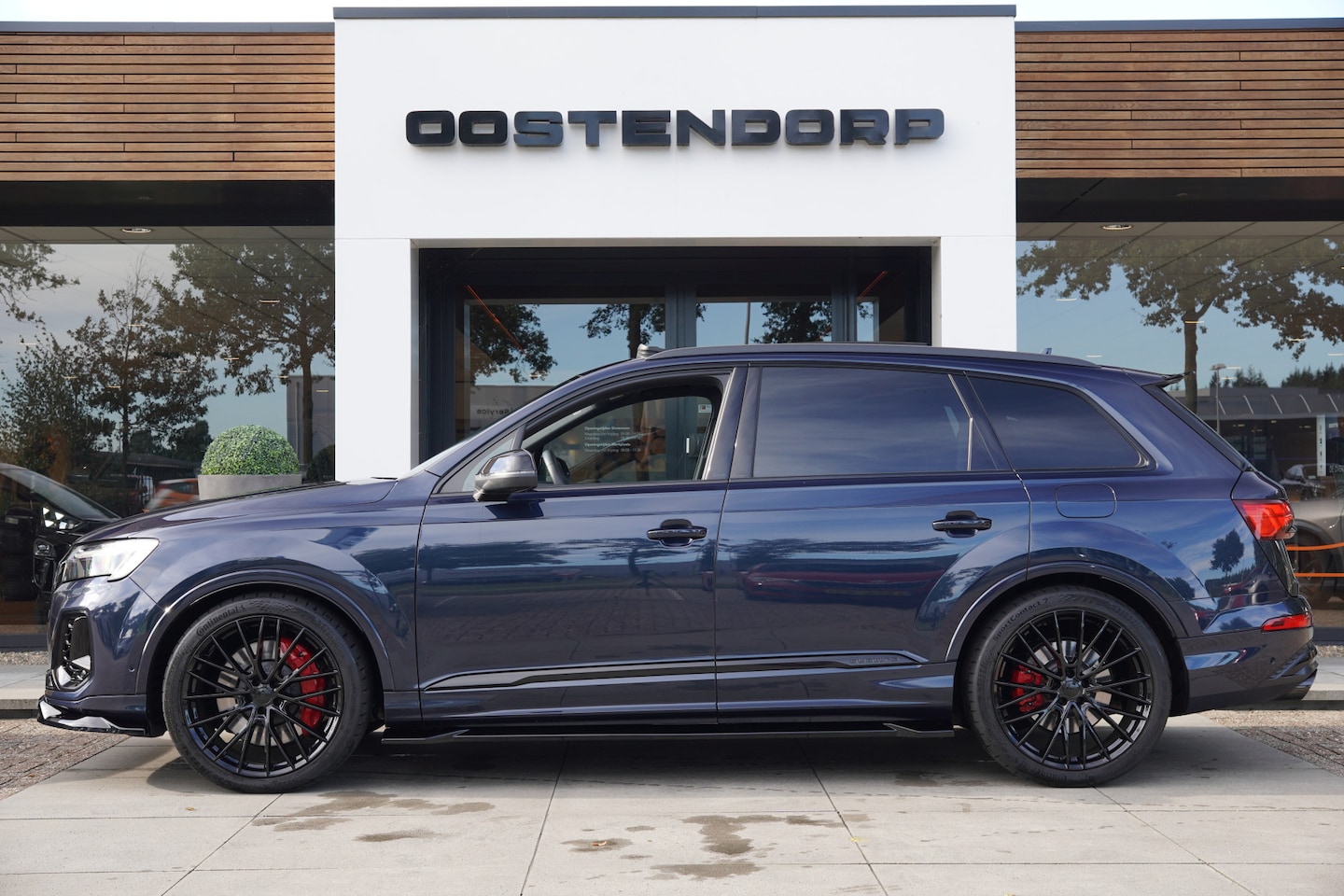 Audi Q7 - 60TFSIe/490pk Quattro S-Line Competition Blackstyle "Maxton"|2024|Panoramadak|22"Blackstyl - AutoWereld.nl