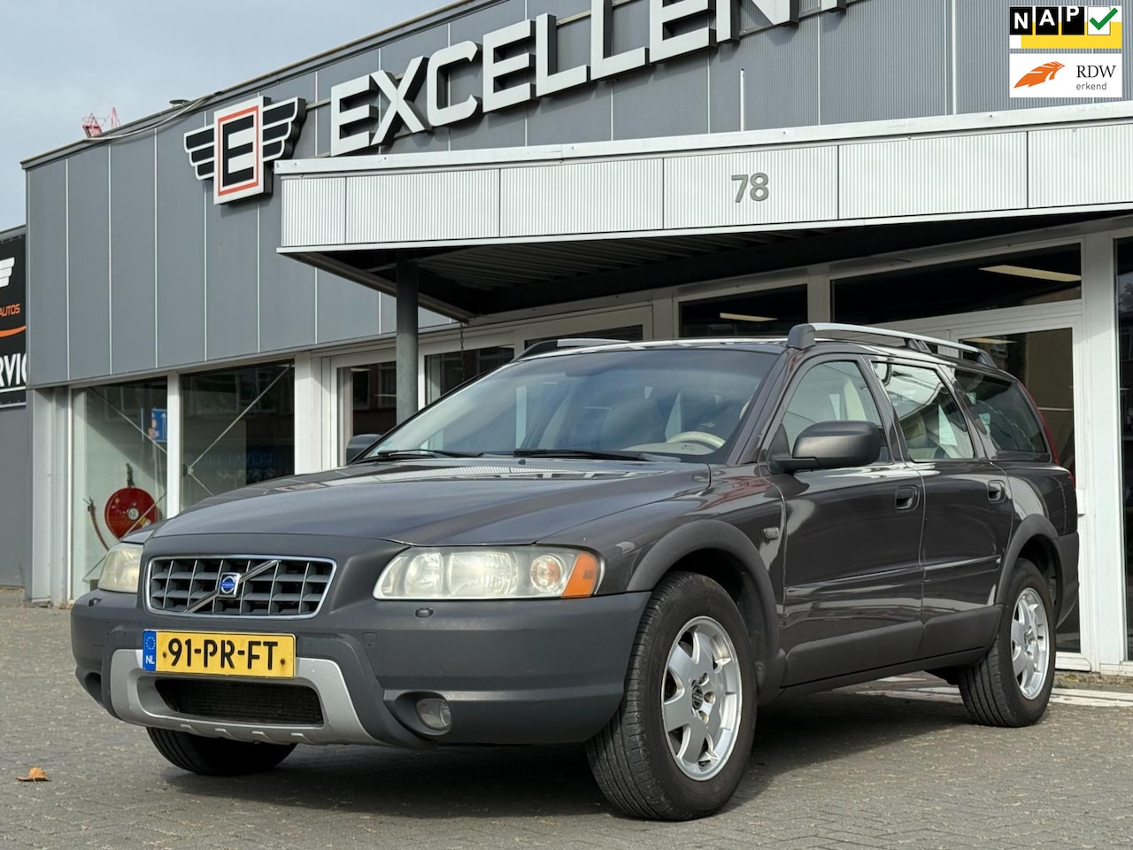 Volvo XC70 - 2.4 D5 Summum 2.4 D5 Summum - AutoWereld.nl