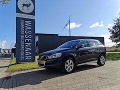 Volvo XC60 - D5 AWD 215pk Summum Automaat | Trekhaak | Pano dak |