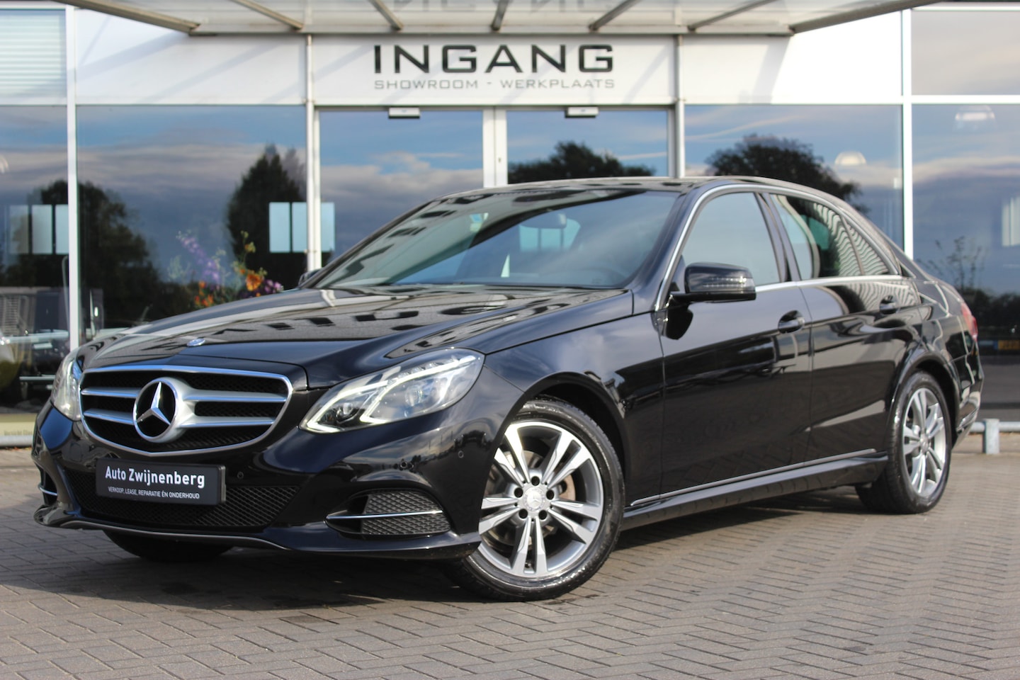Mercedes-Benz E-klasse - 220 CDI Ambition Avantgarde Trekhaak | Stoelverw | LED - AutoWereld.nl