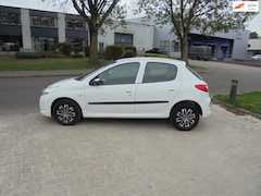 Peugeot 206 - 1.1 Access Lite