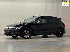 Volkswagen Golf - 2.0 TSI R 4Motion | PANO | LEDER | HUD | H&K | NURBURGRING | AKRAPOVIC