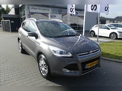 Ford Kuga - 1.6 Titanium TREKHAAK AFNEEMBAAR (2.000KG), PANO, CRUISE, CLIMA, PDC V&A, VOORRUITVERWARMI