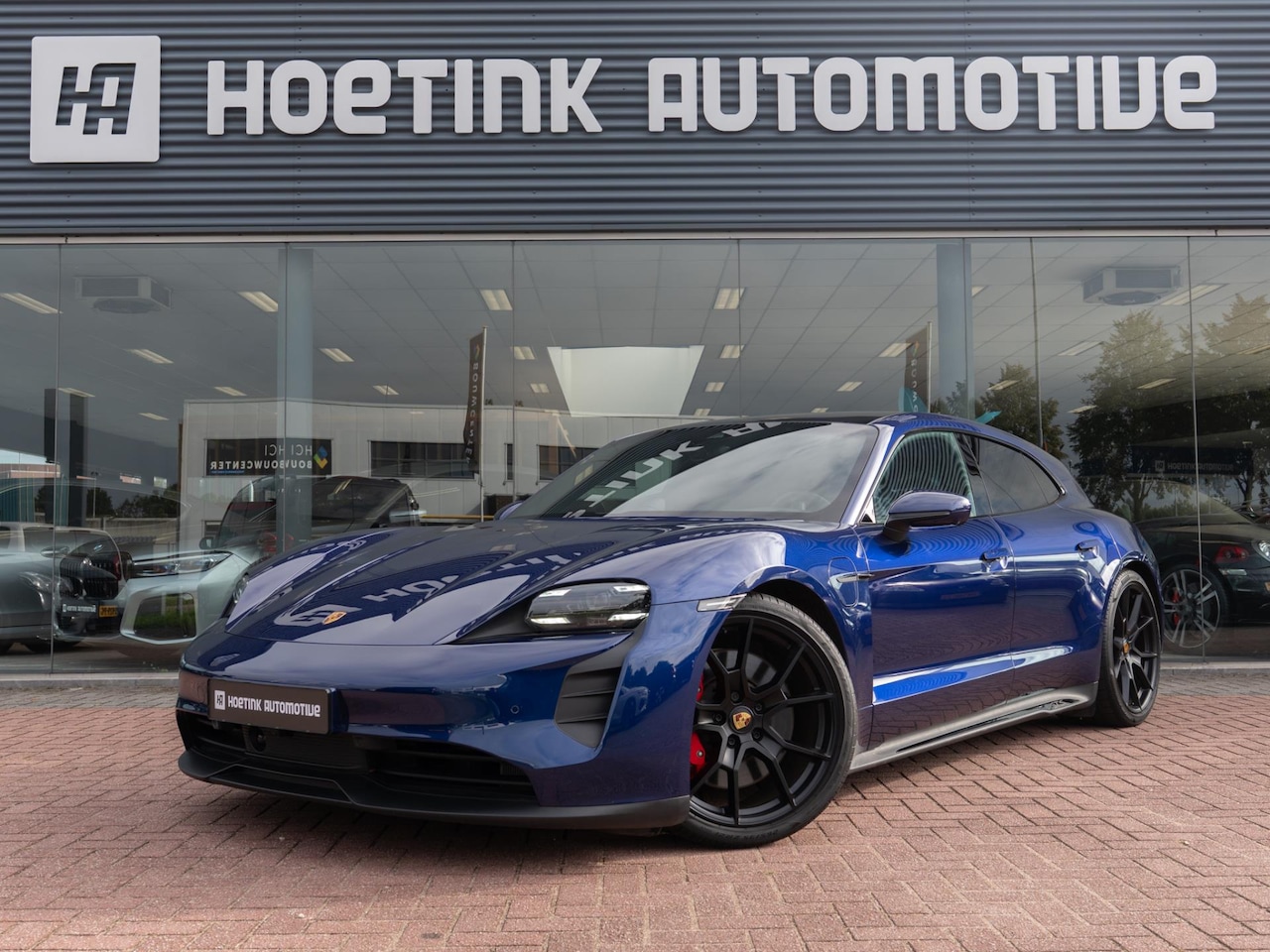 Porsche Taycan Sport Turismo - GTS 93 kWh | Pano | Sport - Chrono | Bose - AutoWereld.nl
