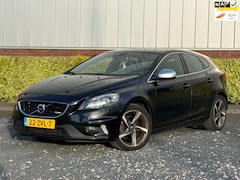 Volvo V40 - 1.6 T3 R-Design