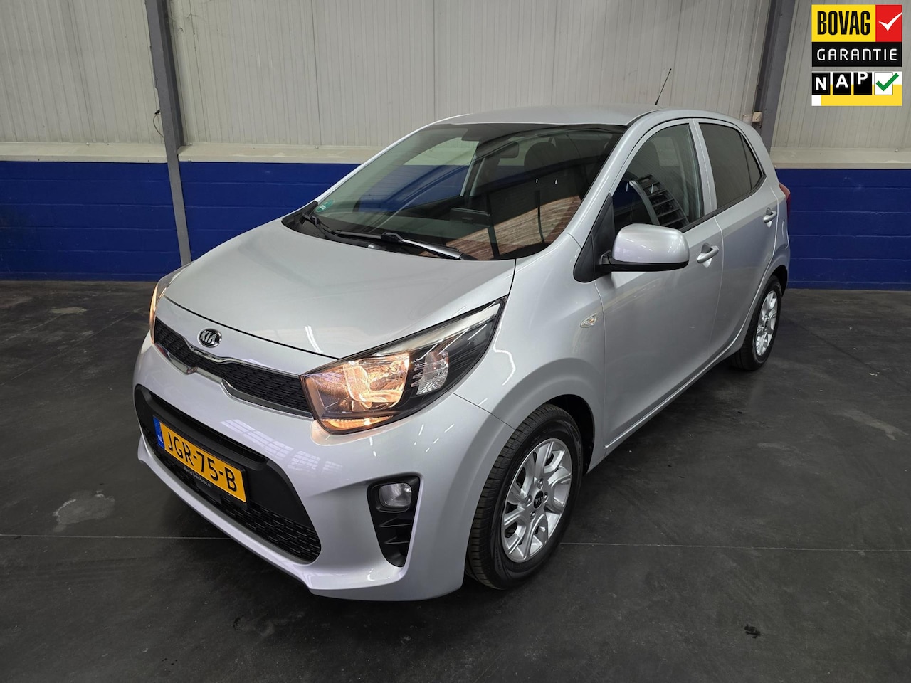 Kia Picanto - 1.0 CVVT ComfortLine Navigator 1.0 CVVT ComfortLine Navigator - AutoWereld.nl