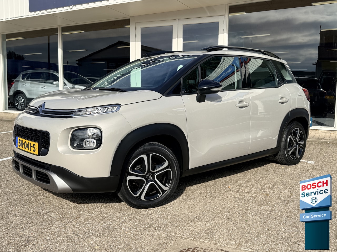 Citroën C3 Aircross - 1.2 PureTech Feel | Navi | Apple Carplay | DAB | Bluetooth | Regen- en lichtsensor | PDC | - AutoWereld.nl