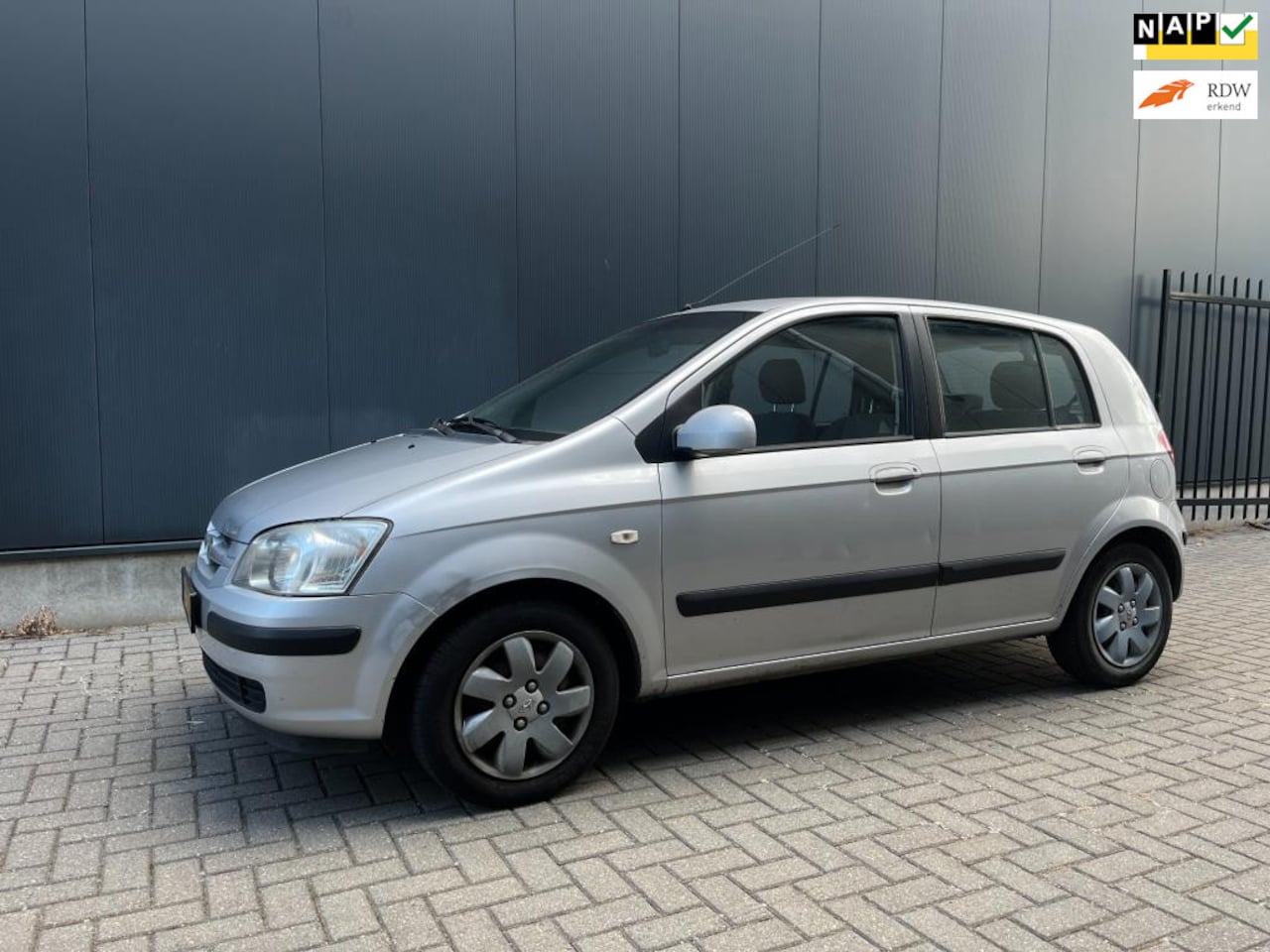 Hyundai Getz - 1.3i Active Cool NIEUW APK AIRCO!!! - AutoWereld.nl