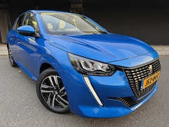 Peugeot 208 - 1.2T Allure // Automaat //
