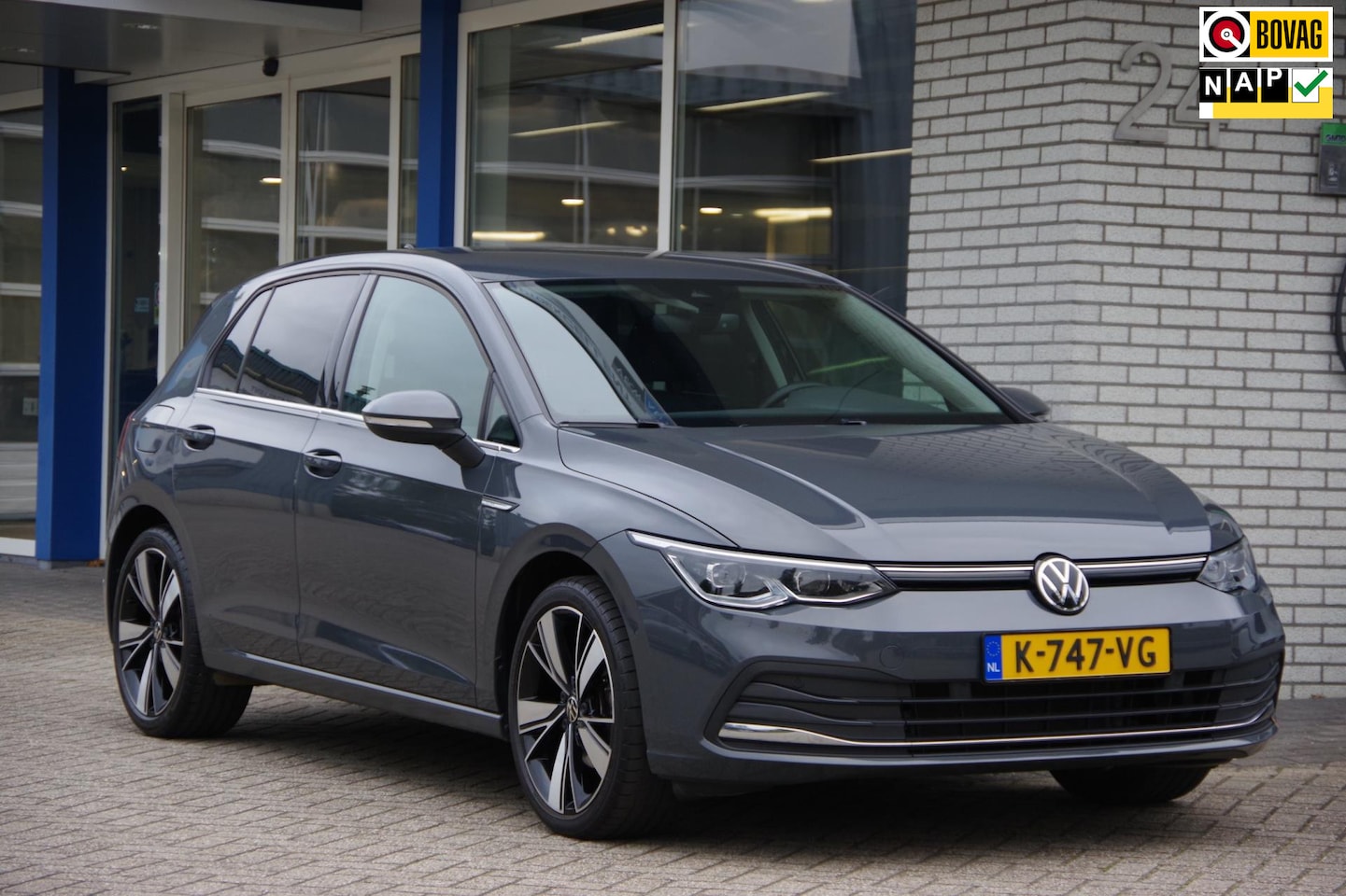 Volkswagen Golf - 1.5 eTSI Style Trekhaak ErgoActive Carplay Navigatie - AutoWereld.nl