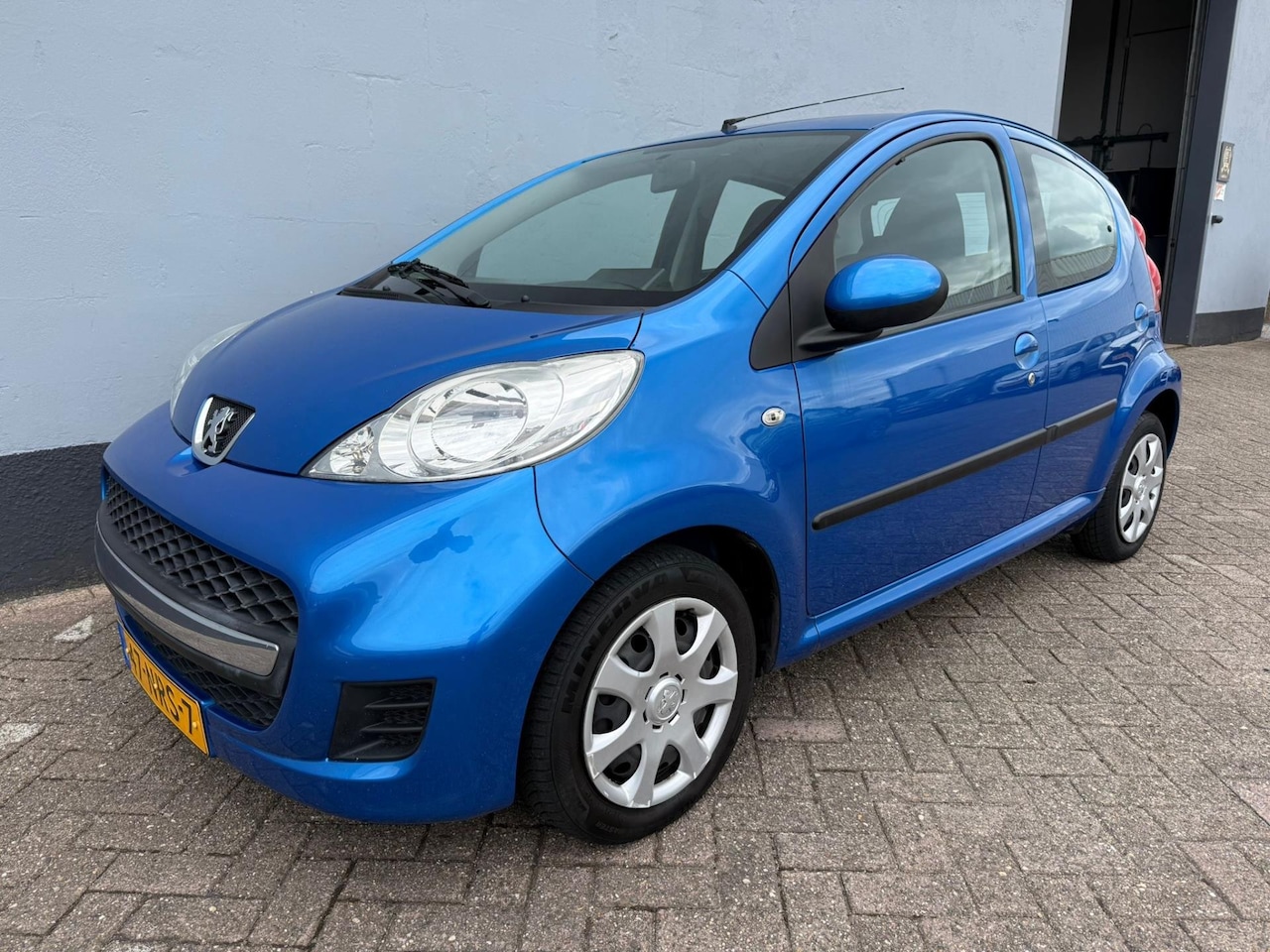 Peugeot 107 - 1.0-12V XS 5-Deurs Automaat - Airco - AutoWereld.nl