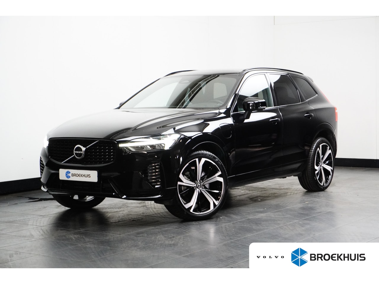 Volvo XC60 - | Panoramadak | 360 Camera | Trekhaak | 21" | - AutoWereld.nl