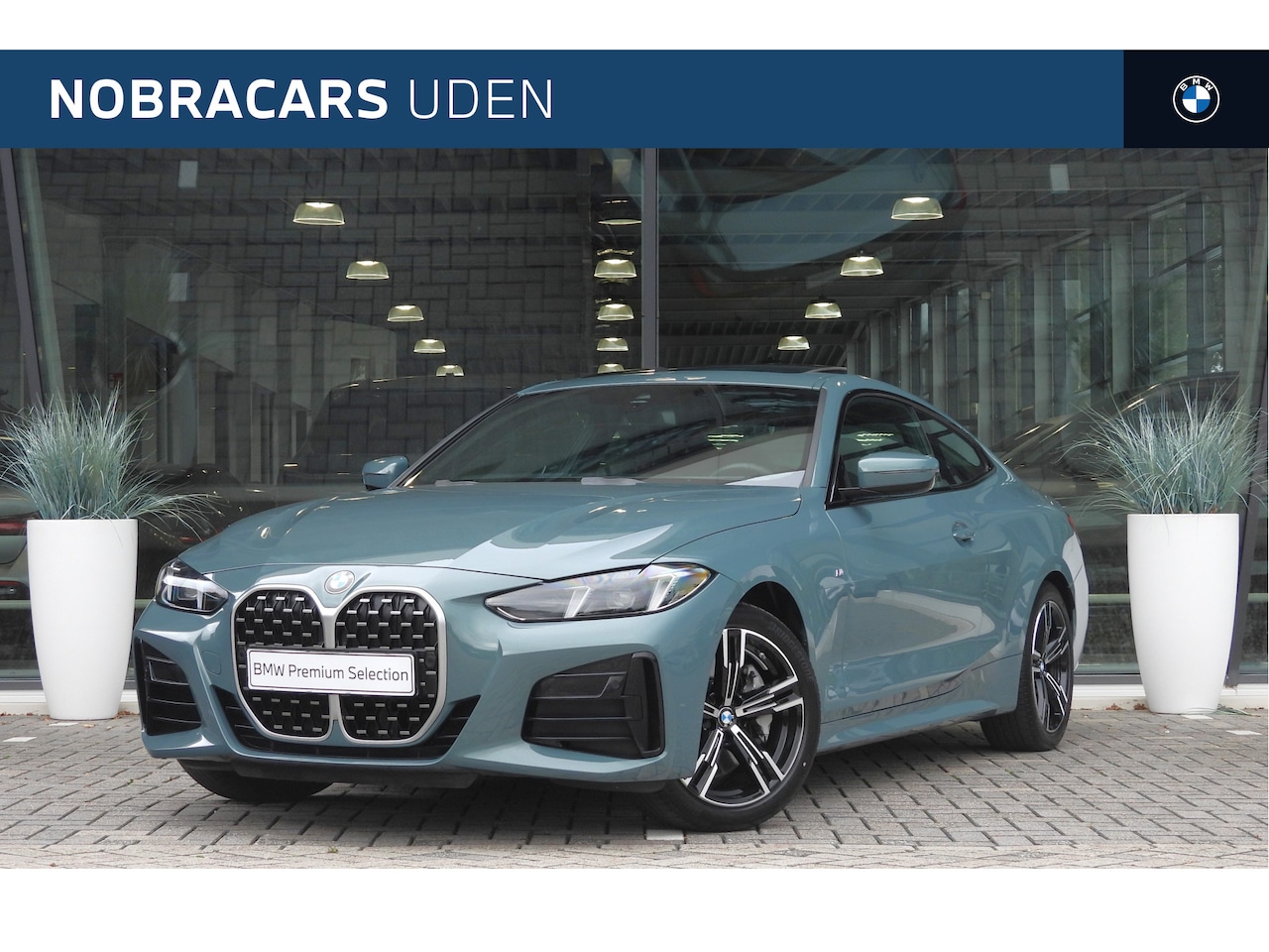 BMW 4-serie Coupé - 430i xDrive M Sport Automaat / Schuif-kanteldak / Achteruitrijcamera / Stoelverwarming / M - AutoWereld.nl