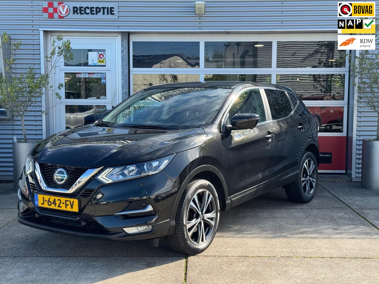 Nissan Qashqai - 1.3 DIG-T N-Connecta Automaat / Trekhaak / 1-Eig - AutoWereld.nl