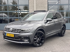 Volkswagen Tiguan - 1.4 TSI 4Motion Highline Business R | SCHUIFDAK | DIGITAAL DASHBOARD |