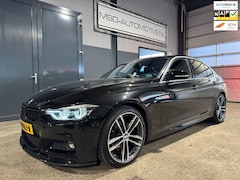 BMW 3-serie - 320i High Executive M-Pack Camera Stoelverwarming NAP