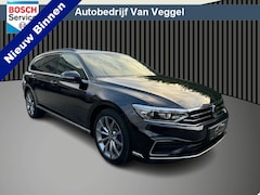 Volkswagen Passat Variant - 1.4 TSI GTE Highline pano, pdc v/a, camera, cruise, navi