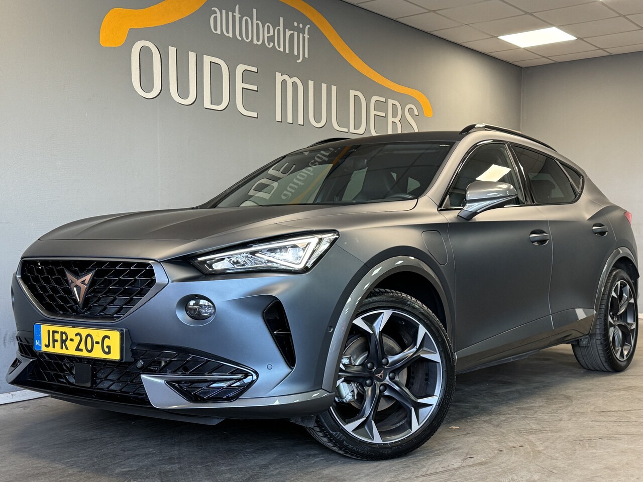 CUPRA Formentor - 1.4 Mat Grijs/Trekhaak/Camera/Memory - AutoWereld.nl