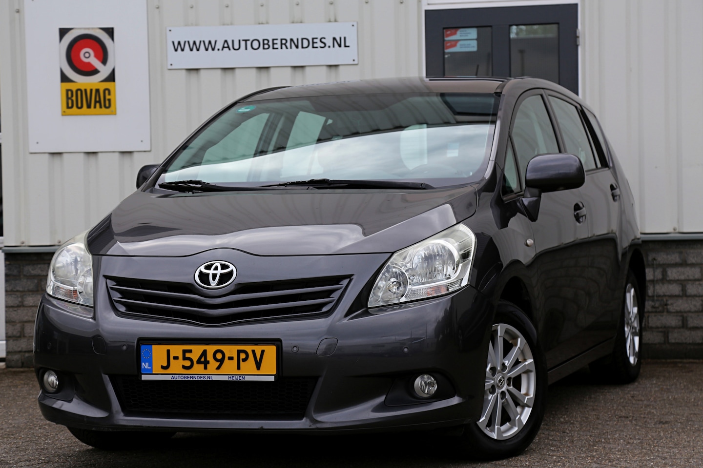 Toyota Verso - 1.6 VVT-i Business*Panodak/Trekhaak/Cruise-Control/Climate-Control/Parkeersens.V+A/16 inch - AutoWereld.nl