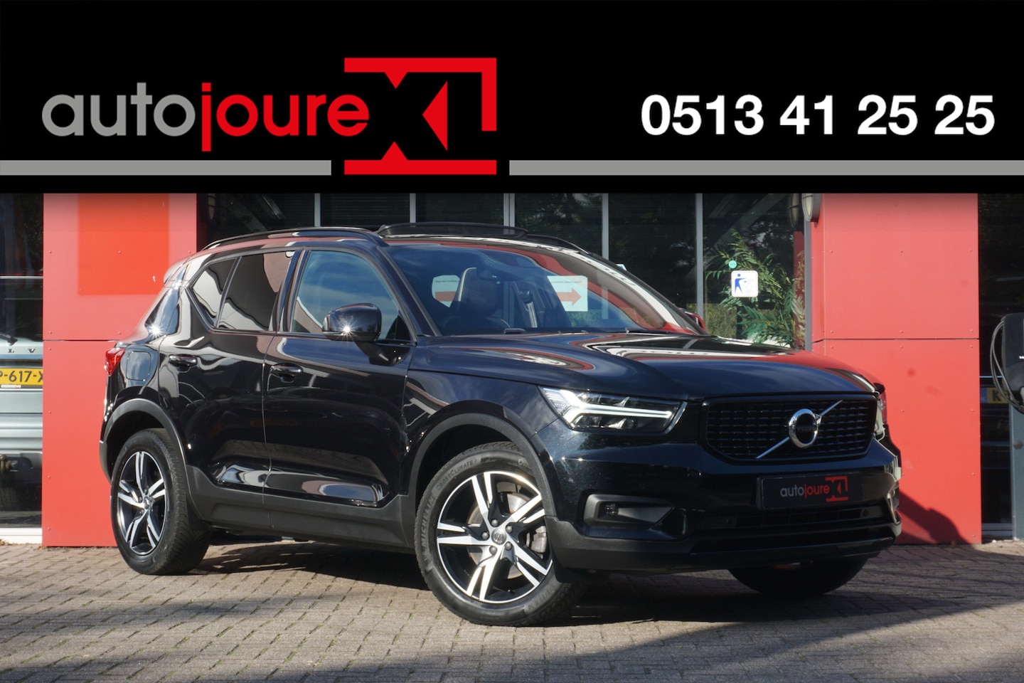 Volvo XC40 - 2.0 T4 R-Design | Automaat | Panoramadak | Harman/Kardon | Trekhaak | Camera | - AutoWereld.nl