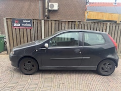 Fiat Punto - 1.2-16V SportSound Inruil Koopje