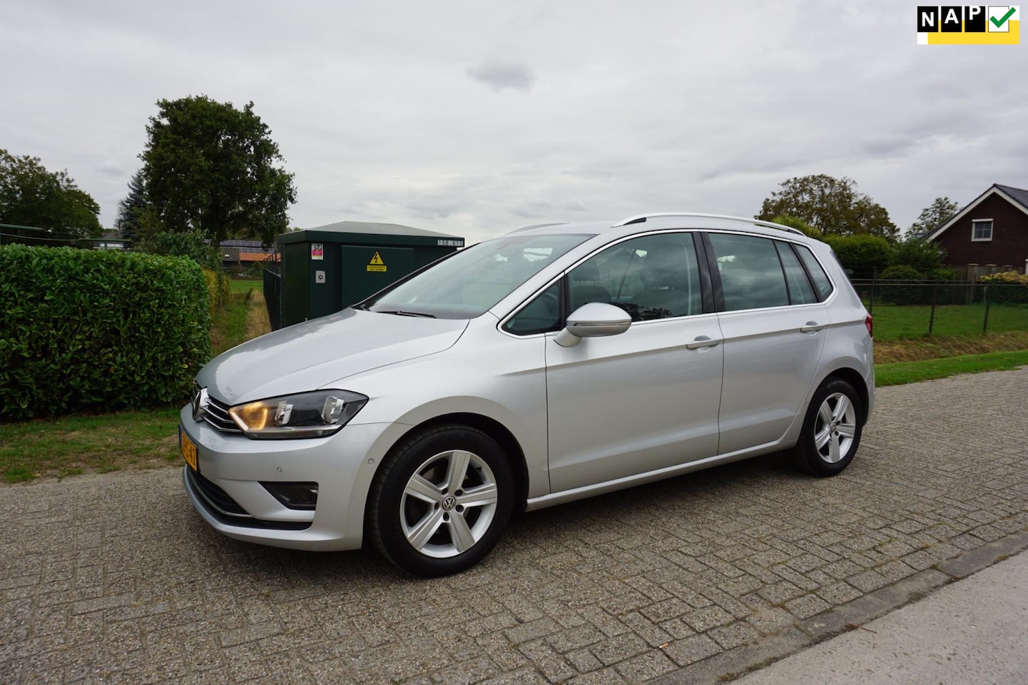 Volkswagen Golf Sportsvan - 1.4 TSI Highline 1.4 TSI Highline - AutoWereld.nl
