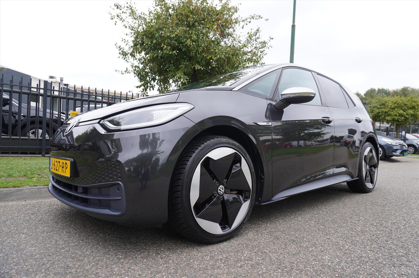 Volkswagen ID.3 - 58kWh 204pk 1ST Max Cliam Navi Xenon P-dak LM 20 Inch - AutoWereld.nl