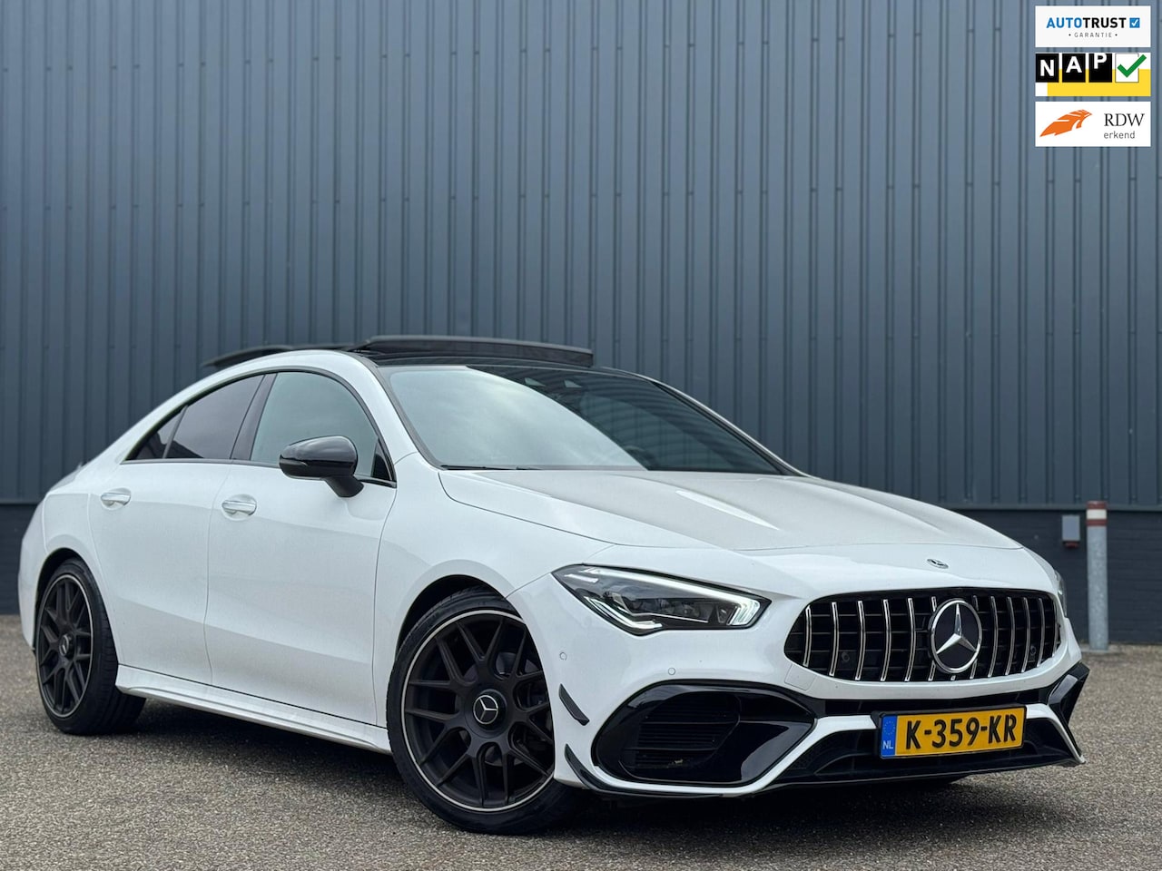 Mercedes-Benz CLA-Klasse - 180 AMG l PANO l MATRIX l SFEER l CAMERA l KEYLESS l EL-STOEL l ORG.NL l A35 l NIGHT l DEA - AutoWereld.nl