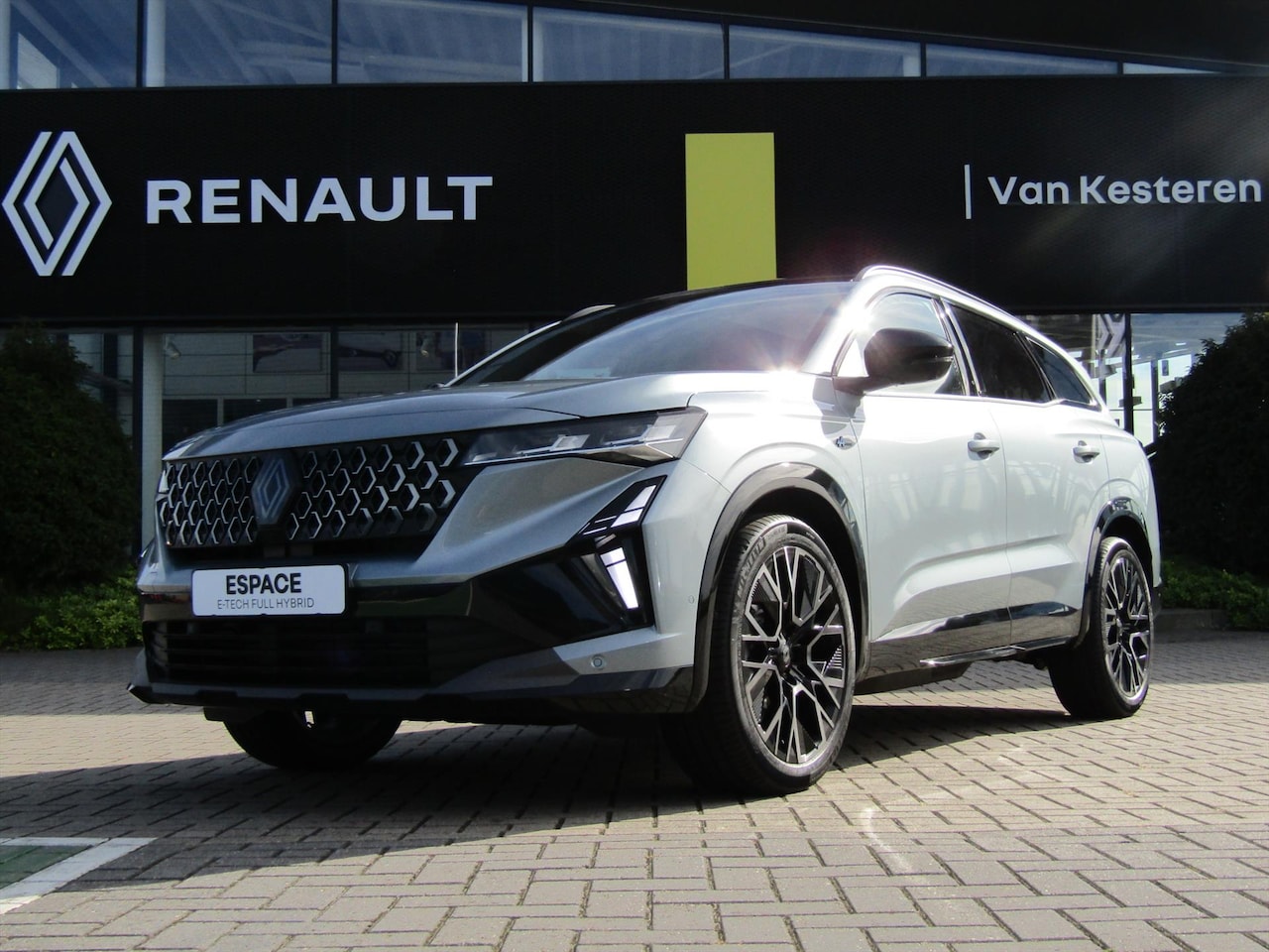 Renault Espace - E-Tech Full Hybrid 200PK Esprit Alpine 7 Persoons / Pack light & Sound / Pack privilege - AutoWereld.nl