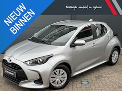 Toyota Yaris - 1.5 Hybrid Active / 1e Eig / Geen Import
