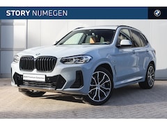 BMW X3 - xDrive30e High Executive M Sport Automaat / Panoramadak / Trekhaak / Sportstoelen / Achter