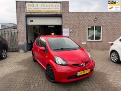 Toyota Aygo - 1.0-12V + airco 5 deurs