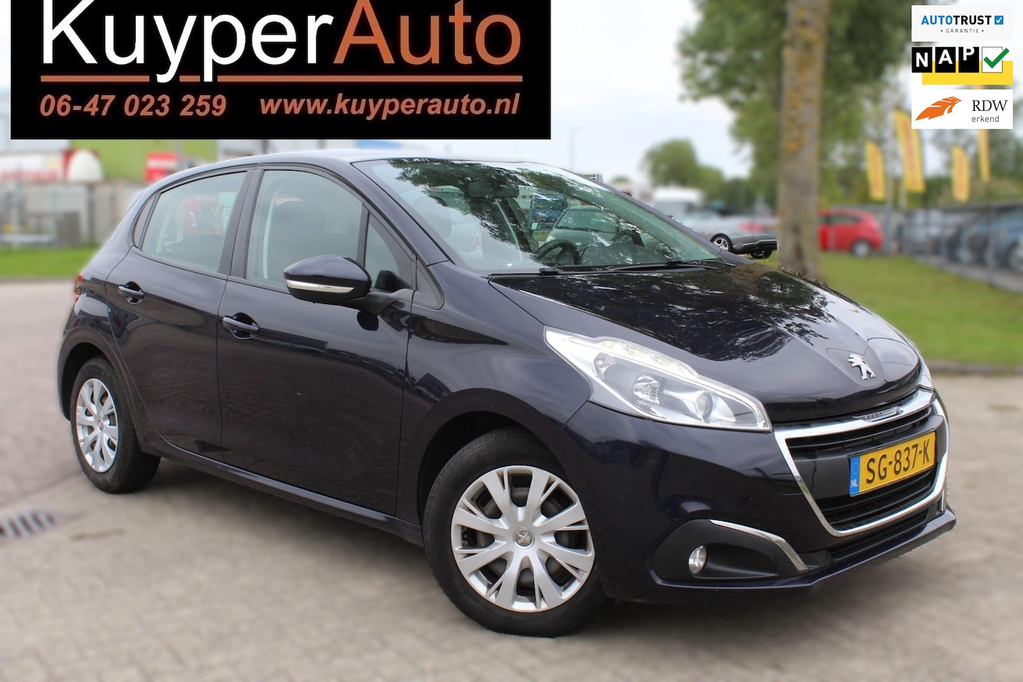 Peugeot 208 - 1.2 PureTech Blue Lion NAP,, AIRCO ,,MULTIMEDIA ,,NAVI,, LED ,,PARKEERSENSOREN TREKHAAK - AutoWereld.nl