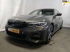 BMW 3-serie - 320e Business Edition Plus - Leer - Rechter Zijschade - BTW