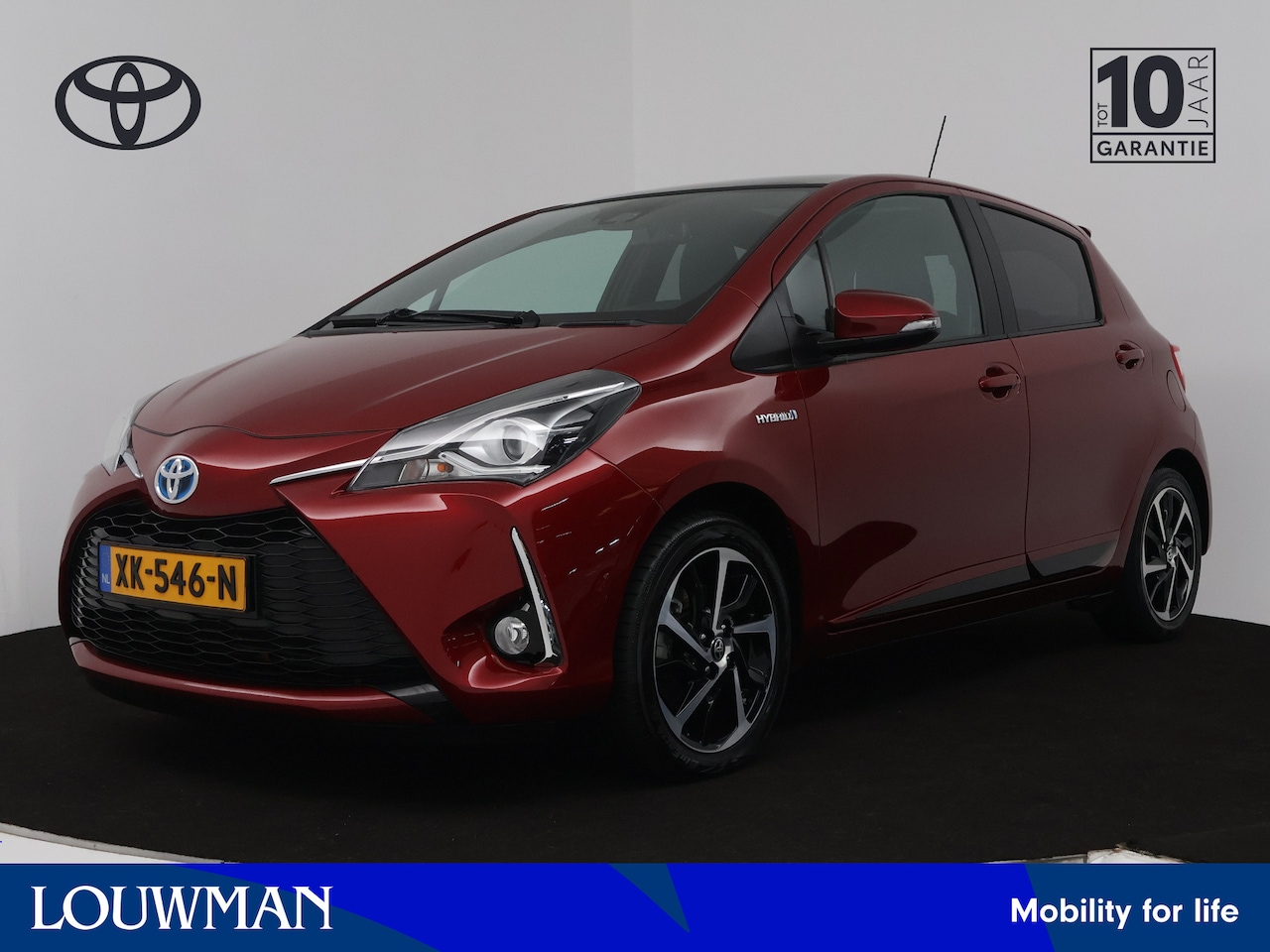 Toyota Yaris - 1.5 Hybrid Executive Afneembare trekhaak + panoramadak - AutoWereld.nl