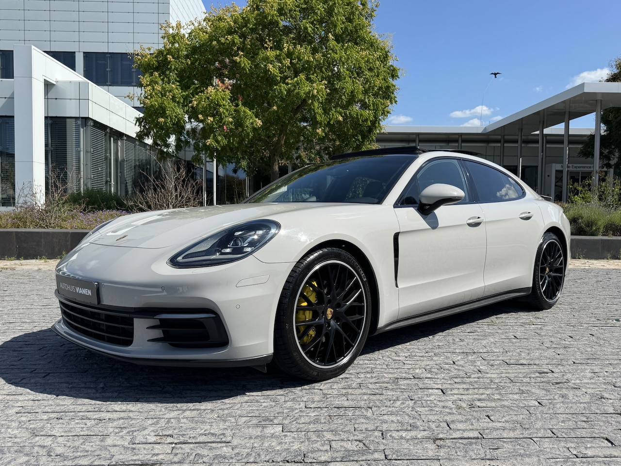 Porsche Panamera - 3.0 4 PANO / BOSE / 21'' ACC / MEMORY / KEYLESS / Duitse papieren - AutoWereld.nl