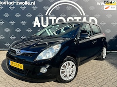 Hyundai i20 - 1.2i i-Motion NL-Auto / NAP / APK / Airco / Elck.Ramen