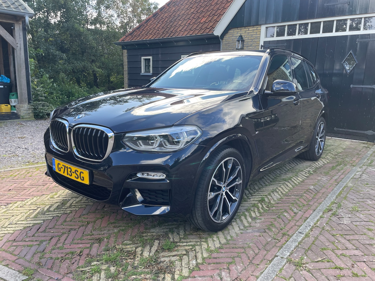 BMW X3 - 2.0i xDrive High Executive M Sport  BMW Garantie  Trekhaak - AutoWereld.nl
