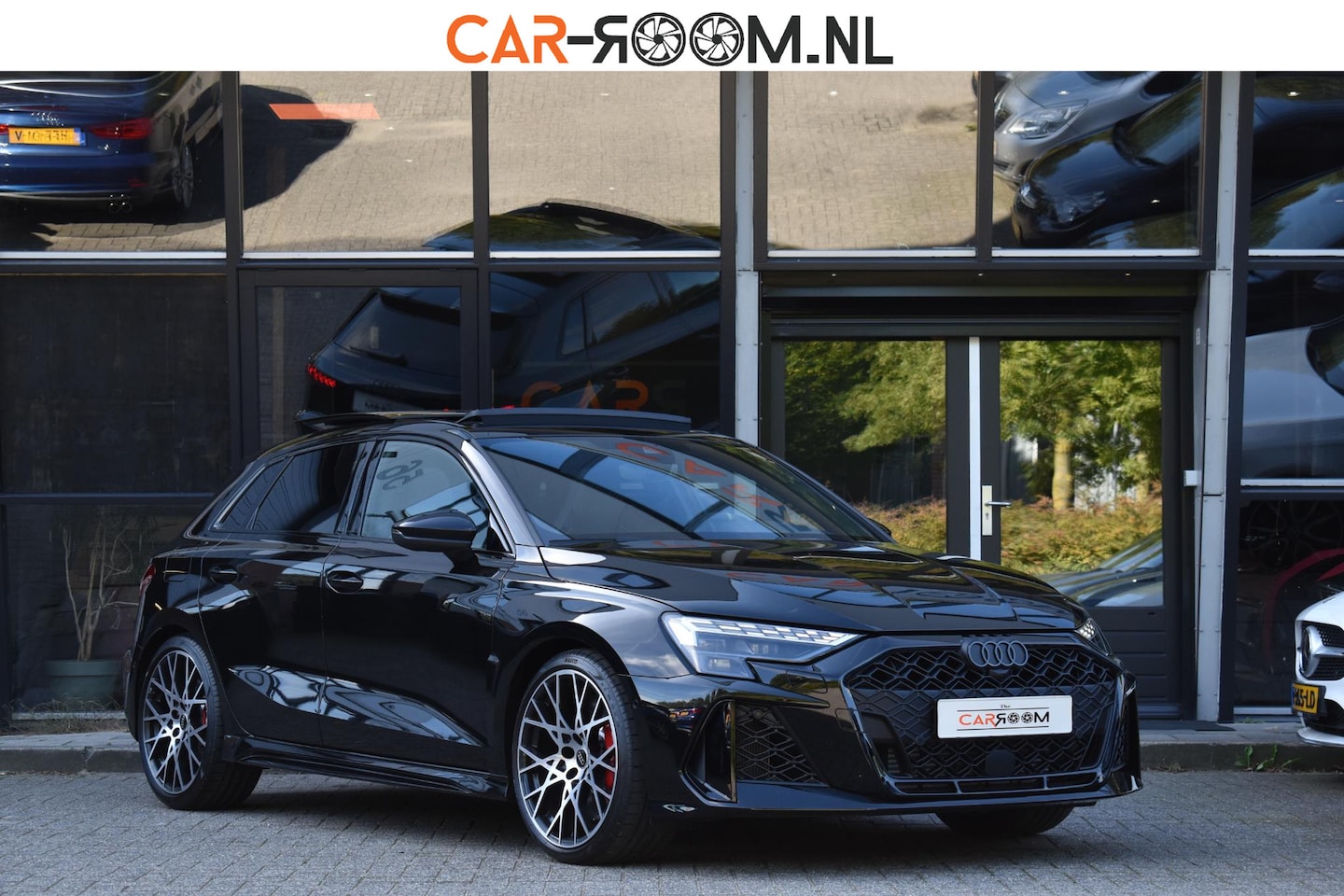 Audi A3 Sportback - 2.5 TFSI RS 3 quattro Pano HUD Lane Sonos Camera Kuip RS3 400PK - AutoWereld.nl