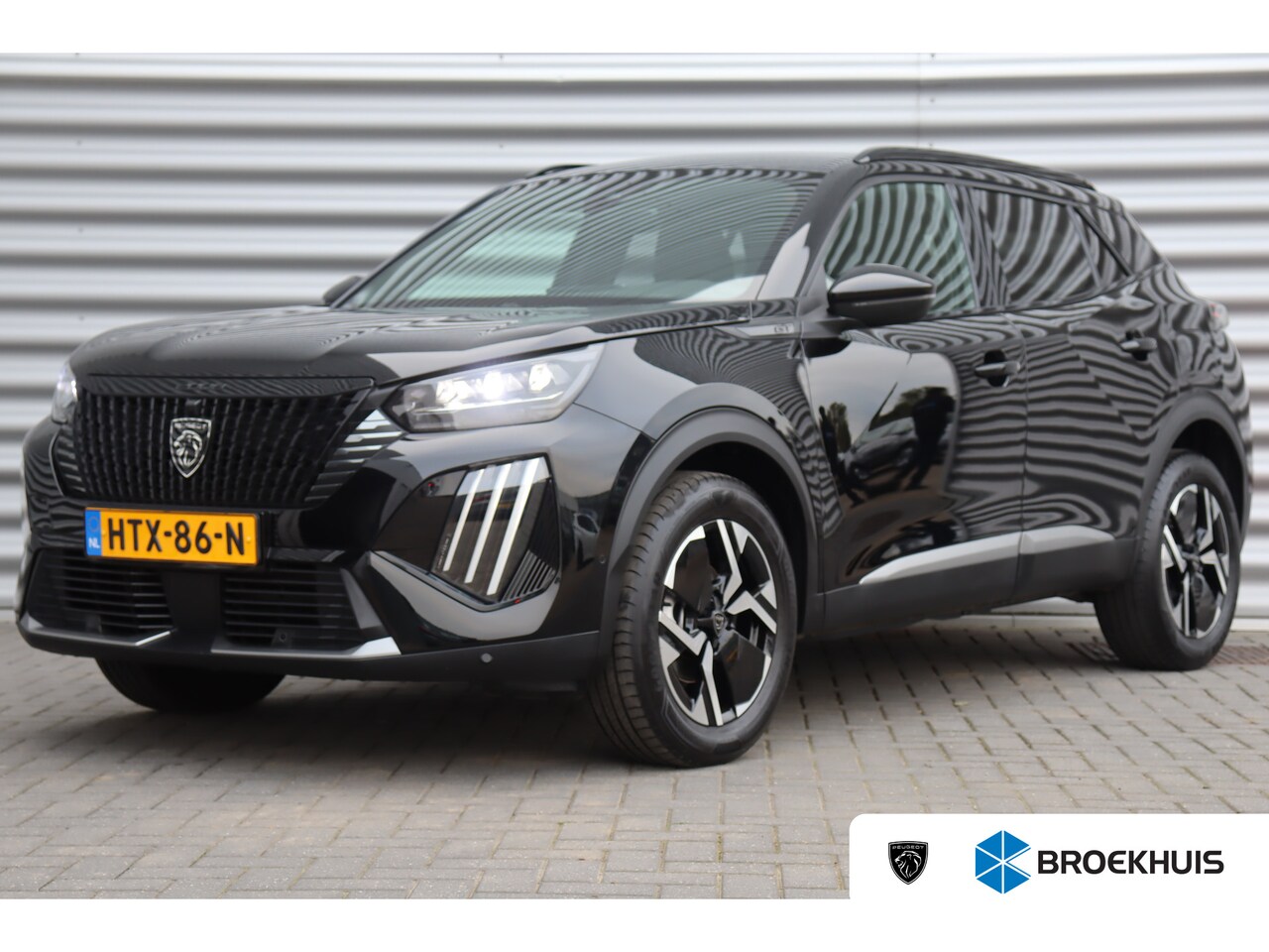 Peugeot 2008 - 1.2 PURETECH 130PK GT PACK AUTOMAAT / NAVI / LEDER / CLIMA / LED / PDC / 17" LMV / KEYLESS - AutoWereld.nl