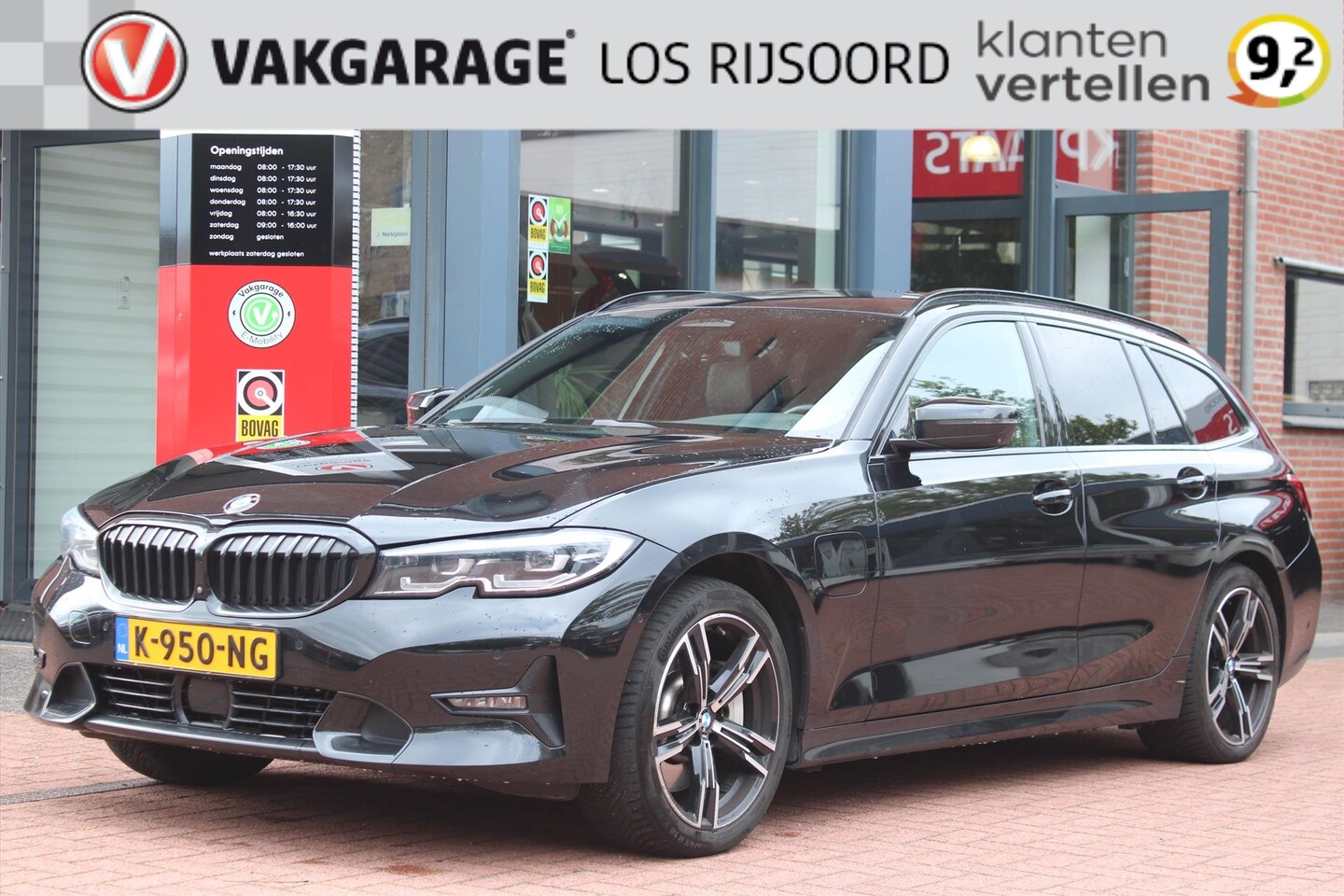BMW 3-serie Touring - (g21) 330e *Edrive* | Carplay | 360 Camera | Stoel verwarming | Cruise & Climate Control | - AutoWereld.nl
