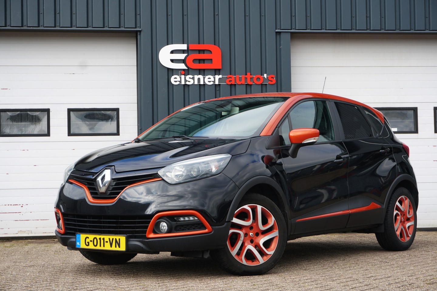 Renault Captur - 0.9 TCe Helly Hansen | TREKHAAK | NAVI | CLIMA | CRUISE | PDC - AutoWereld.nl