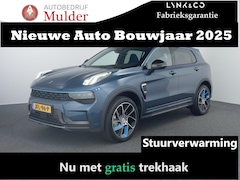 Lynk & Co 01 - 1.5 | Stuurverwarming | Zwarte hemel | Trekhaak | Pano | ACC | 360 Camera
